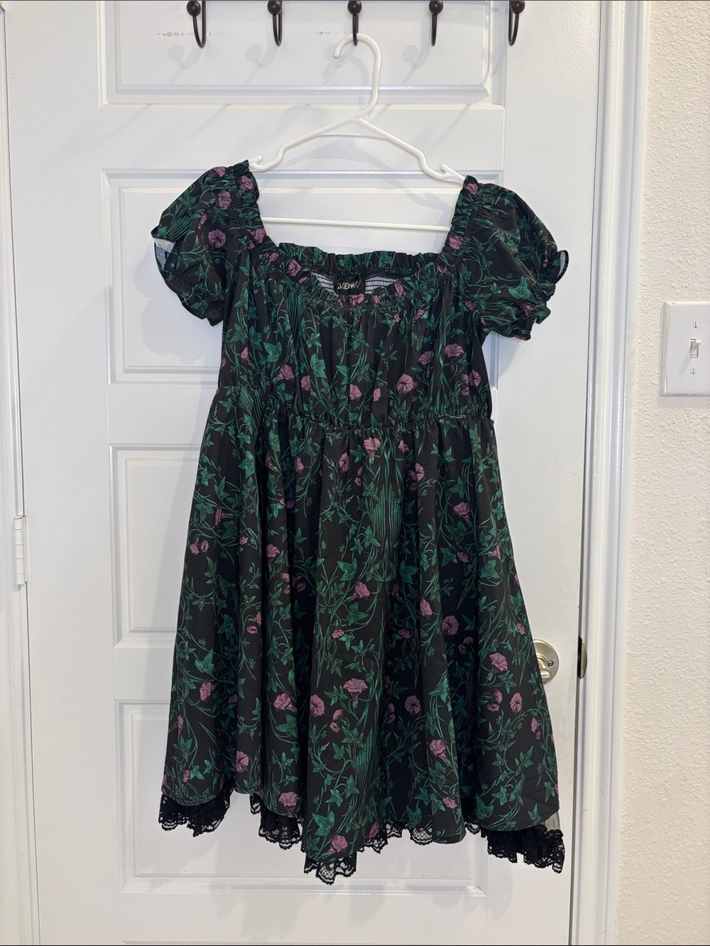 Widow Size L Floral Puff Sleeve Lace Trim Mini Dress Gothic